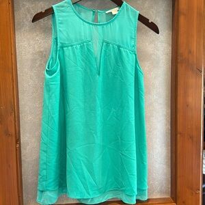 Green sleeveless top size small